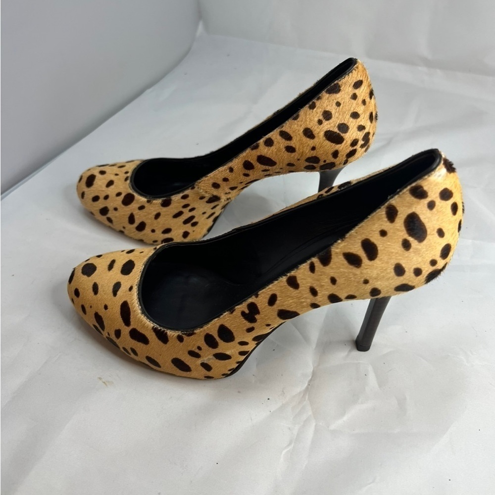 Tory Burch Cheetah Print Calf Hair Heels Pumps Women's Size 8M Classic Style - Picture 5 of 15